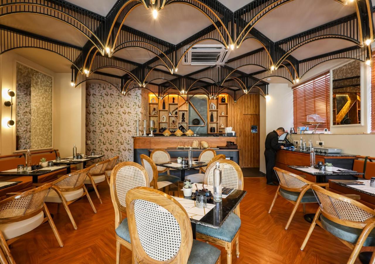 Bloom Hotel - Golf Course Road, Sector 43 Gurgaon Eksteriør bilde